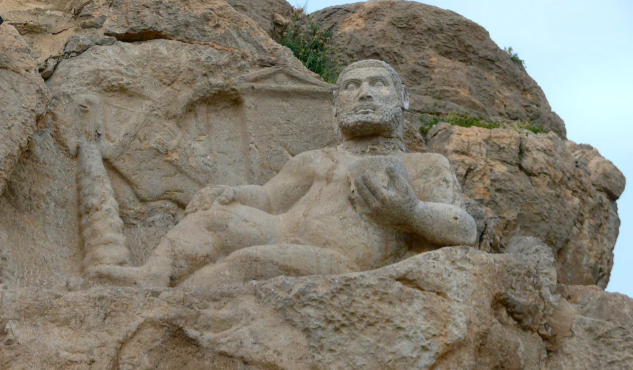 https://www.worldhistory.org/image/3143/hercules-and-aramaic-inscription-from-behistoun/
