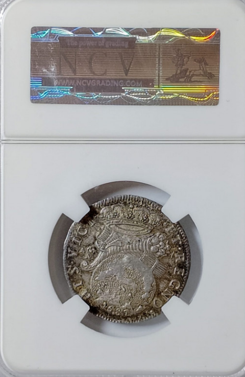 CARLOS II (1665-1700). Tari.  1687. Nápoles. EBC/EBC+. AU-55 Preciosa pátina.