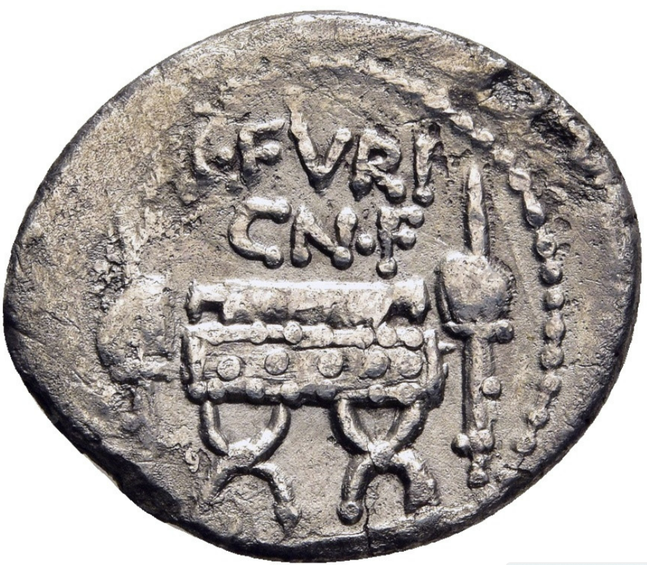 GENS FURIA: L. FURIUS CN.F. BROCCHUS. Denario (63 a.C.). Roma.