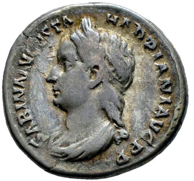 SABINA. Denarius. 130-133 AD Rome. Patina. Very rare with bust to the left. MBC. VF30.
