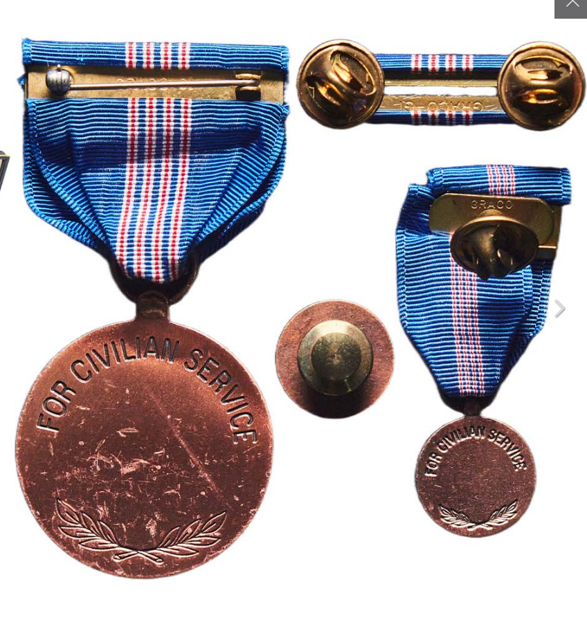 Medalla al Mérito del Ejército por Servicio Civil (Army Achievement Medal for Civilian Service), sin circular (UNC).