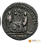 Augusto. Denario. 7-6 a. C. Lugdunum. RIC-207