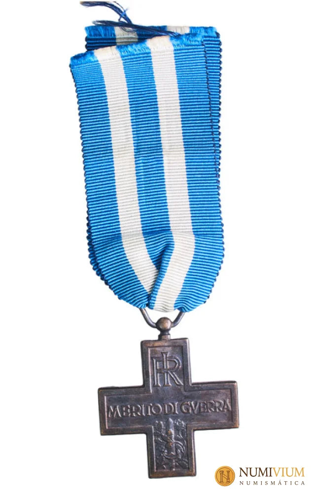 Reino de Italia 1918 medalla establecida – Vittorio Emanuele III (Croce al Merito de Guerra) bronce 21,05 g sin